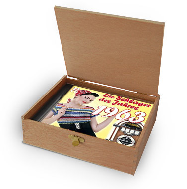 CD 1963 Schlager in Holzkiste mit Banderole und Siegel