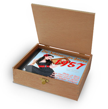 CD 1957 Schlager in Holzkiste mit Banderole und Siegel